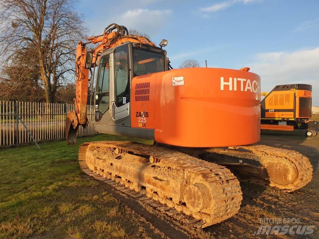 Hitachi ZX225USLC-3 Bageri guseničari