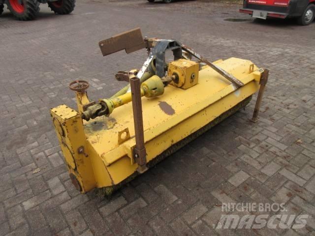 Riko M700 Ostale mašine za put i sneg