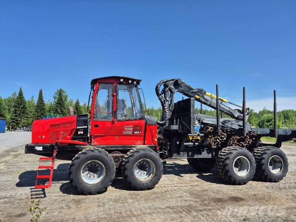 Komatsu 855 Forvarderi