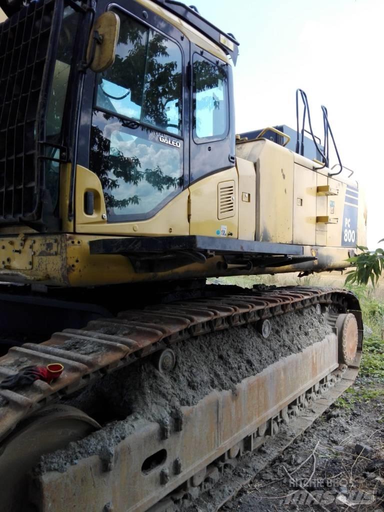 Komatsu PC800-8 Bageri guseničari