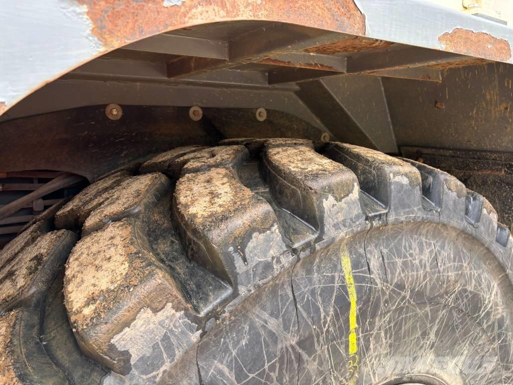 Terex TA 400 Zglobni damperi