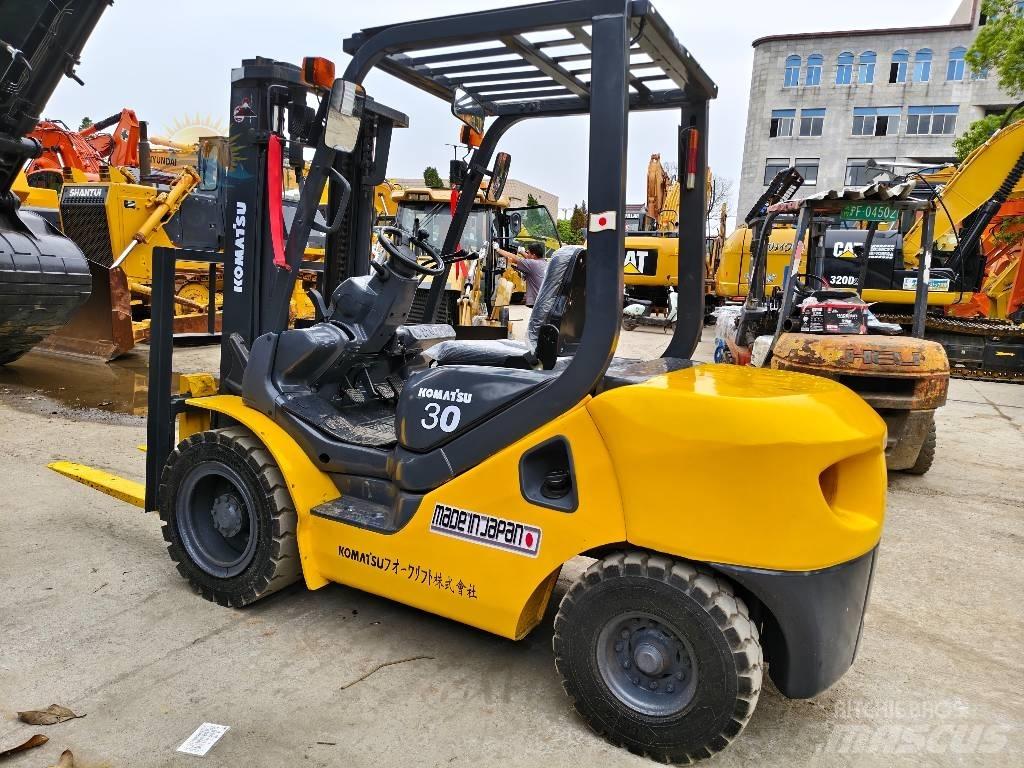 Komatsu FD 30 T-16 Dizelski viljuškari