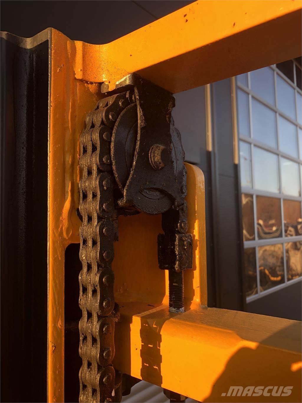 Jungheinrich WP16 Samopogonski ručni viljuškari