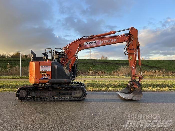 Hitachi ZX135US-6 Bageri guseničari