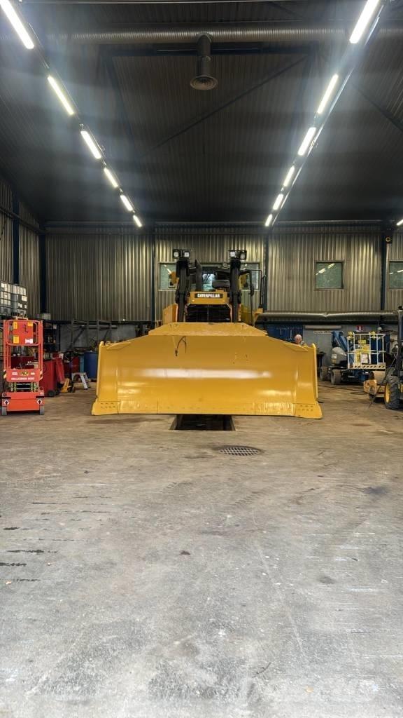 CAT D 8 T Buldožeri guseničari