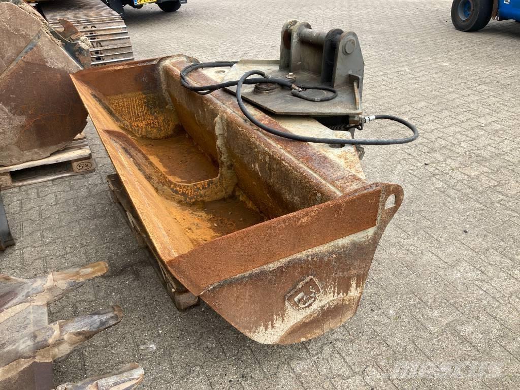 Komatsu PC 130-6K Bageri guseničari