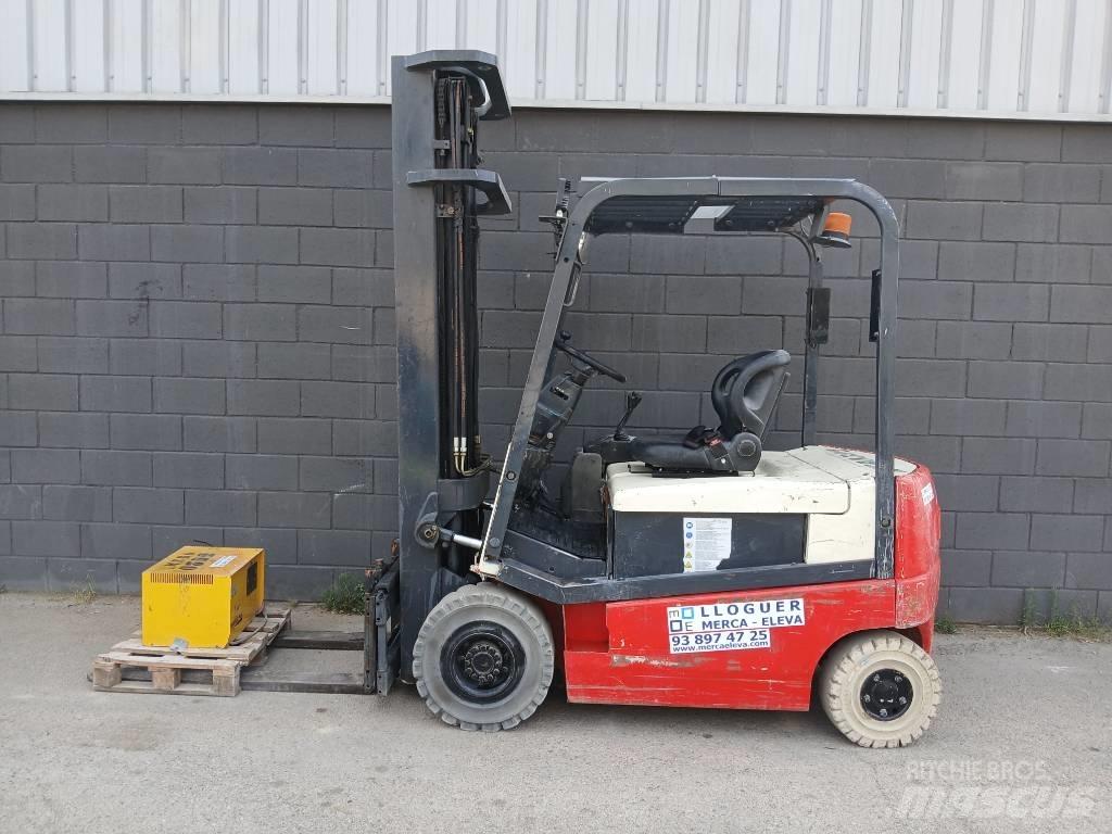 Nissan Q02 L 25 CU Električni viljuškari