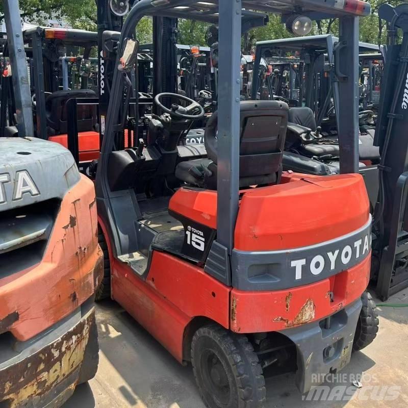 Toyota 15 Električni viljuškari
