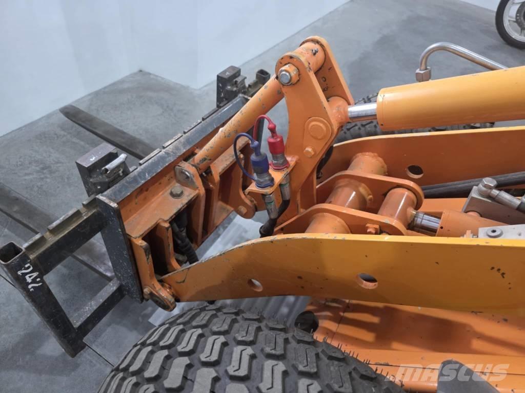 Knikmops KM 130 Mini utovarivači