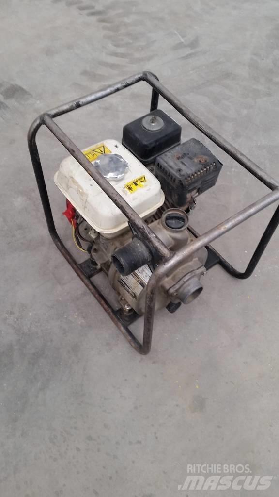 Honda WB 20 XT Ostalo za građevinarstvo