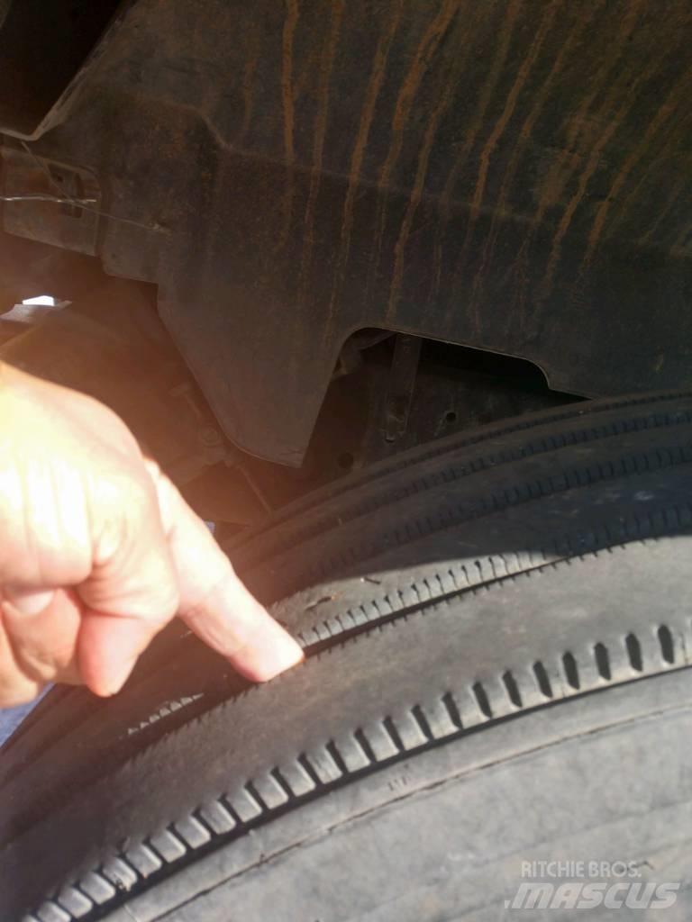 GMC Topkick C 7000 Kamioni za piljevinu