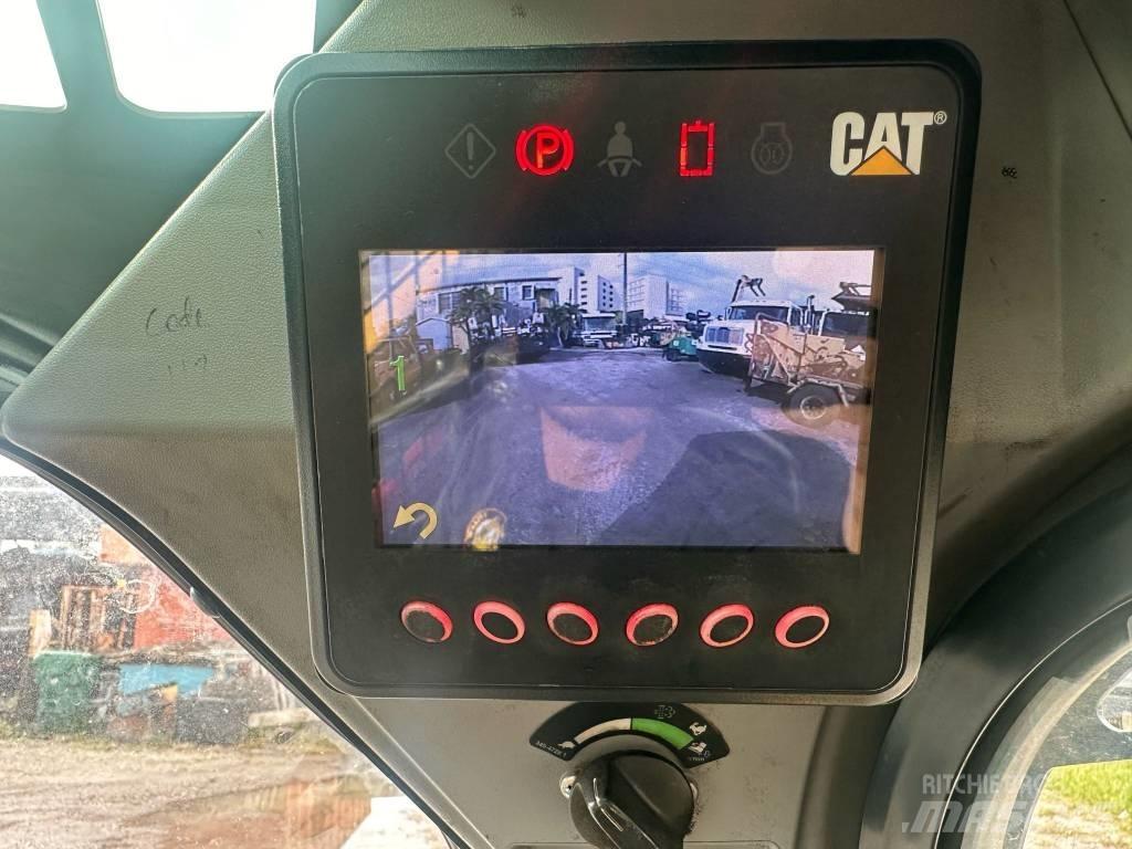 CAT 246 D Skid steer mini utovarivači