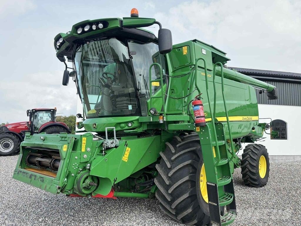 John Deere T 670 i Kombajni
