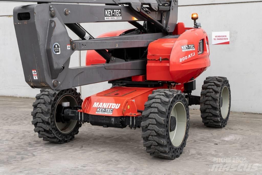 Manitou 200 ATJ Zglobne podizne platforme