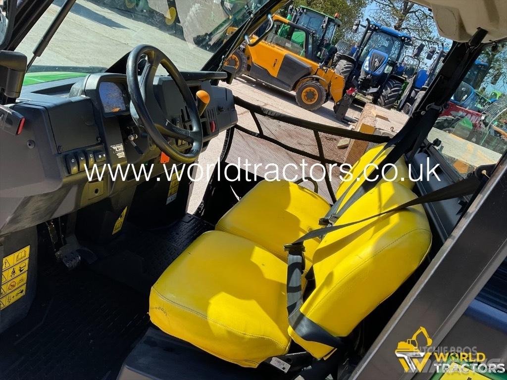 John Deere Gator Pomoćne mašine