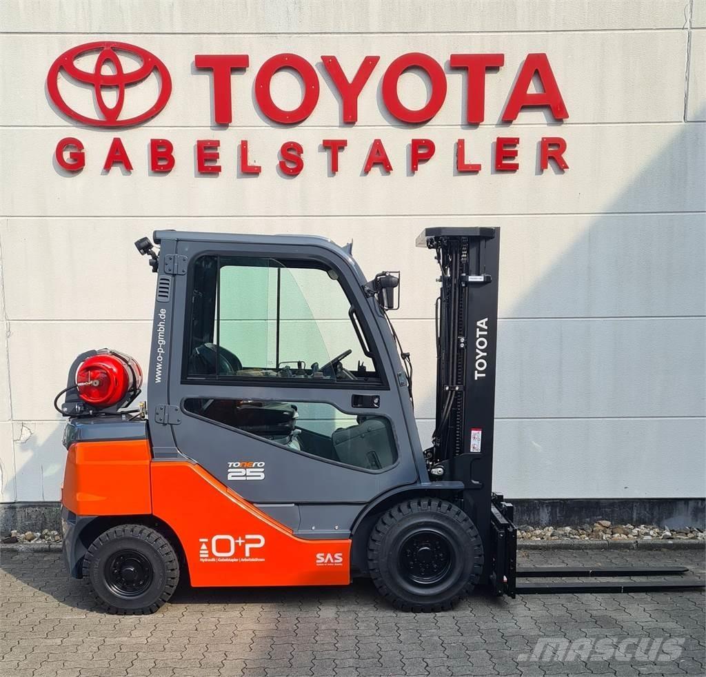 Toyota 02-8FGF25 Plinski viljuškari