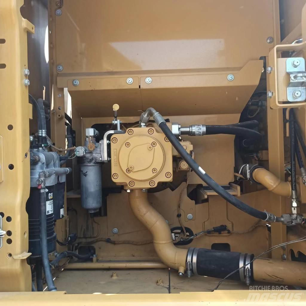 CAT 320 Bageri guseničari