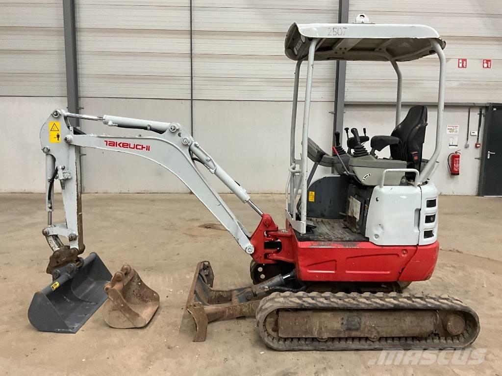 Takeuchi TB 215 R Mini bageri < 7t