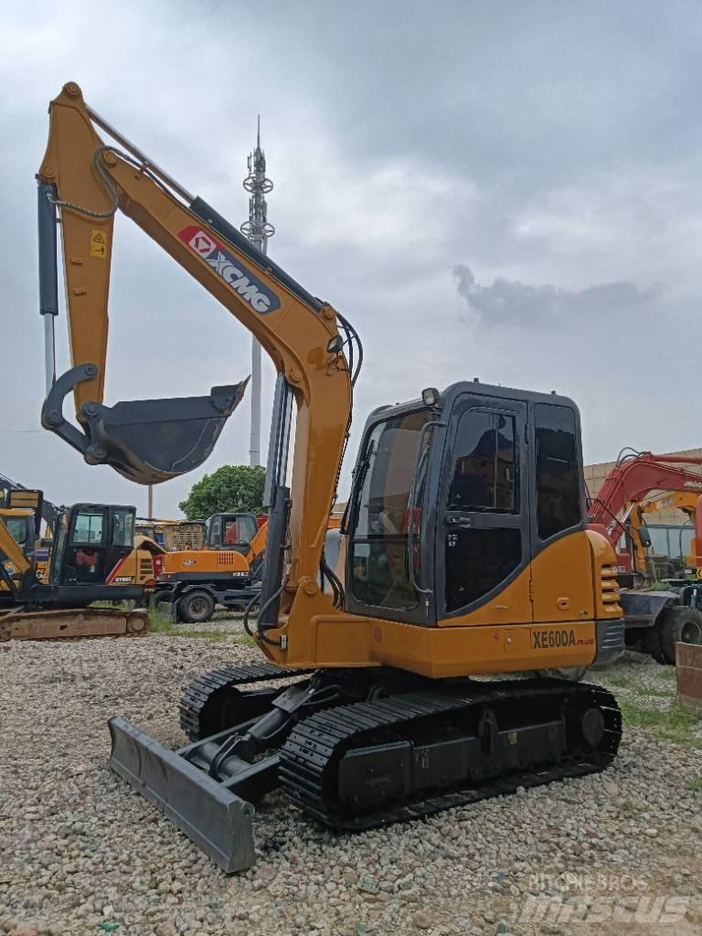 XCMG 60 Bageri guseničari
