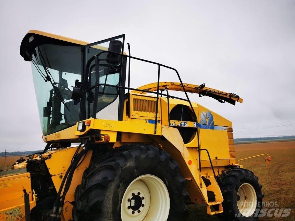 New Holland FX 50 Mašine za stočnu hranu sa sopstvenim pogonom