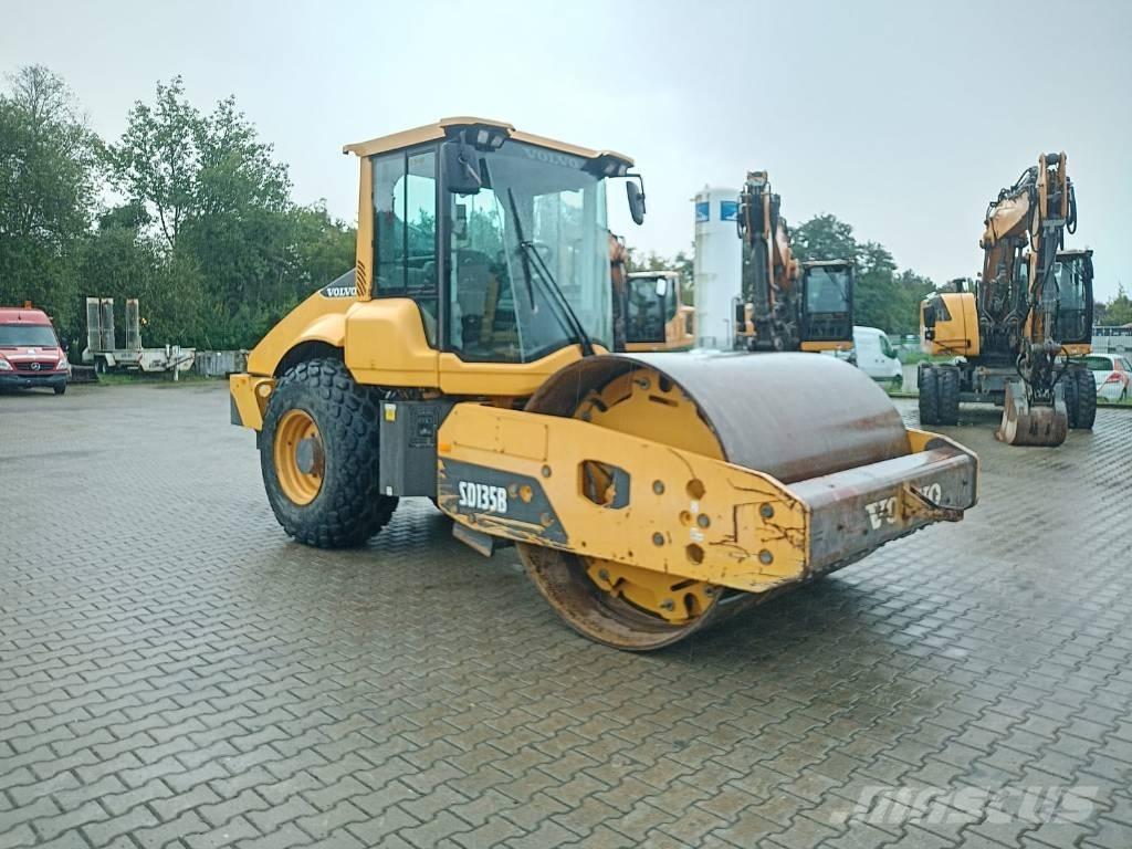 Volvo SD 135 B Valjci sa jednim bubnjem