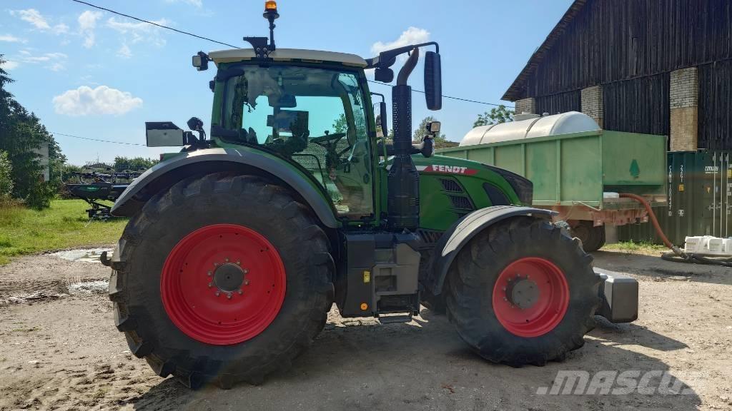 Fendt 724 Profi Plus Traktori