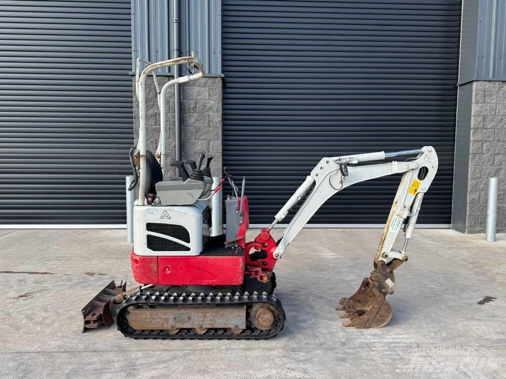 Takeuchi TB 210 R Mini bageri < 7t