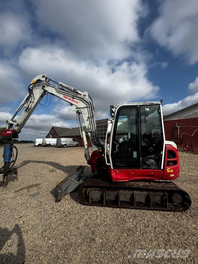 Takeuchi TB 370 Bageri guseničari