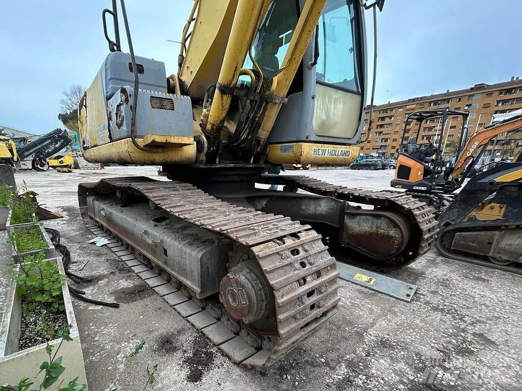 New Holland E215B Polovni specijalni bageri