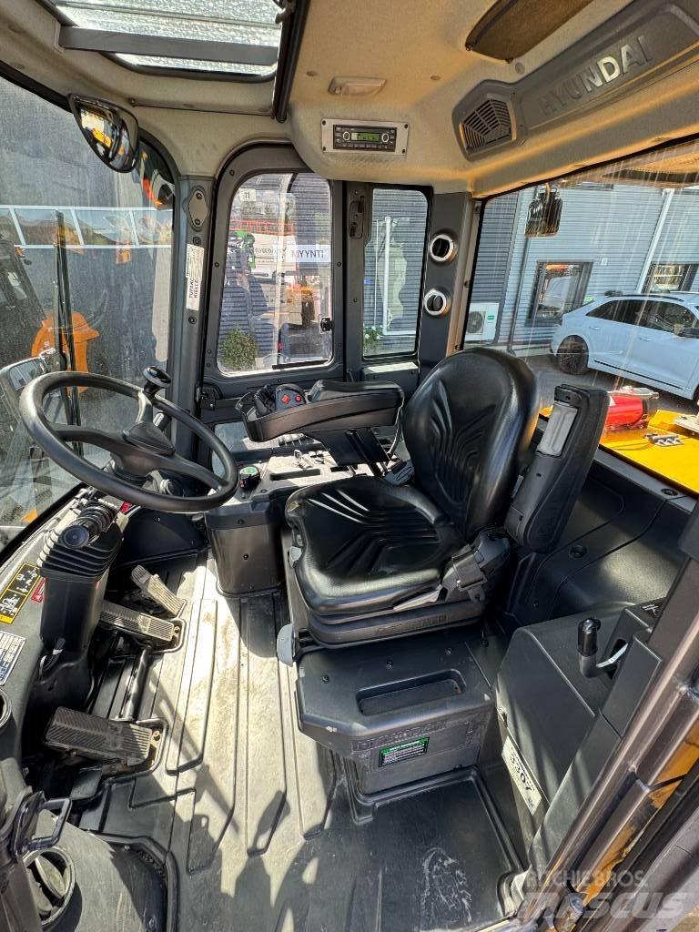 Hyundai 80D-9 Dizelski viljuškari