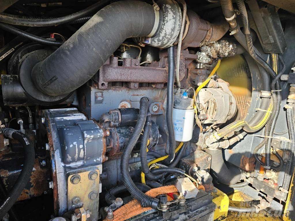 Bomag BW 184 AD Valjci sa duplim bubnjem