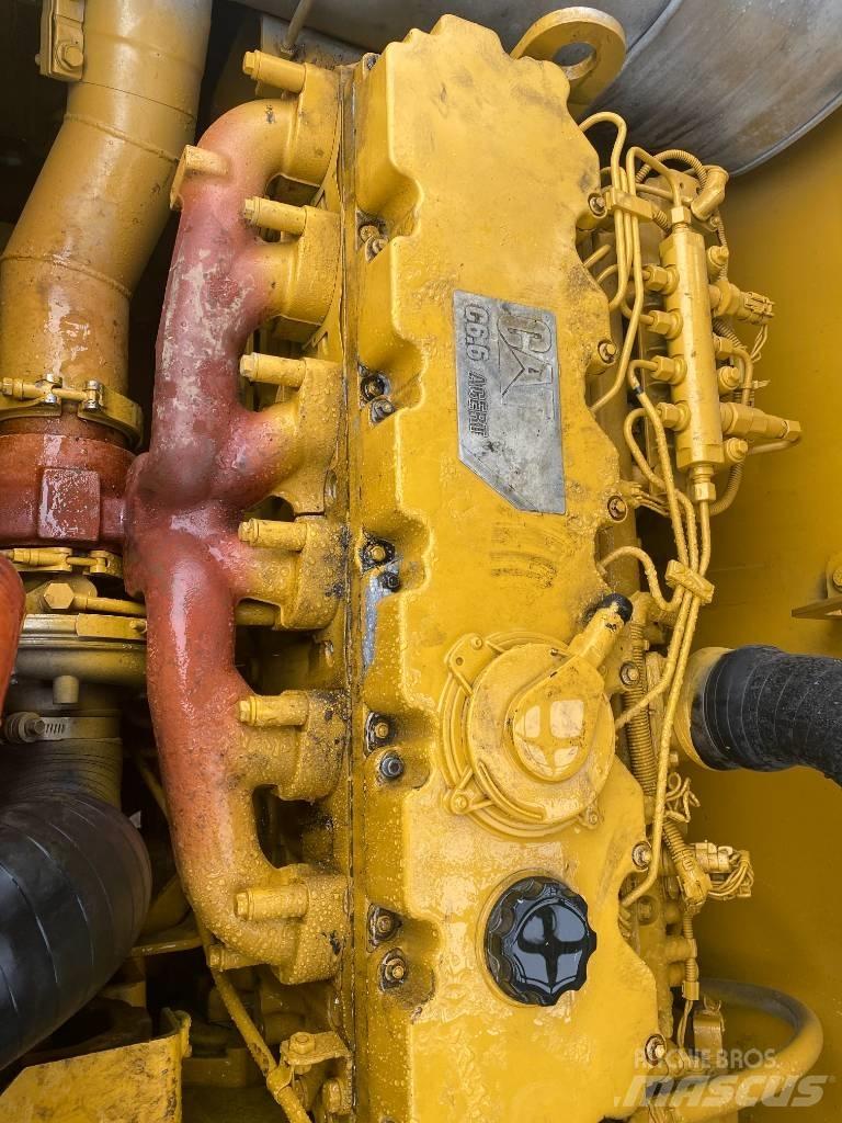 CAT 320 D Bageri guseničari