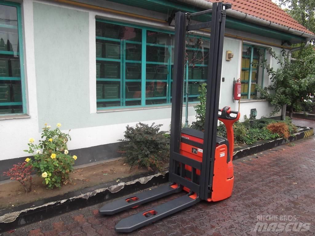 Linde L12 /379/ V-2097 Samopogonski ručni viljuškari