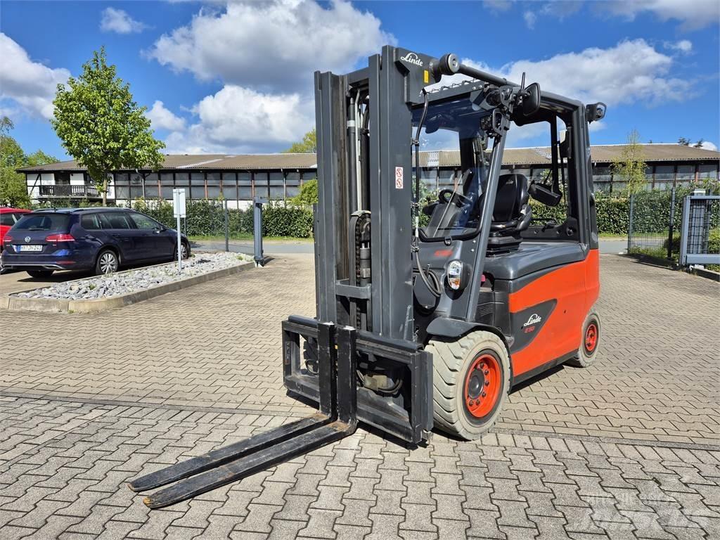 Linde E50HL-01 Električni viljuškari