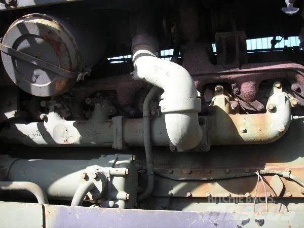 CAT D8K Buldožeri guseničari