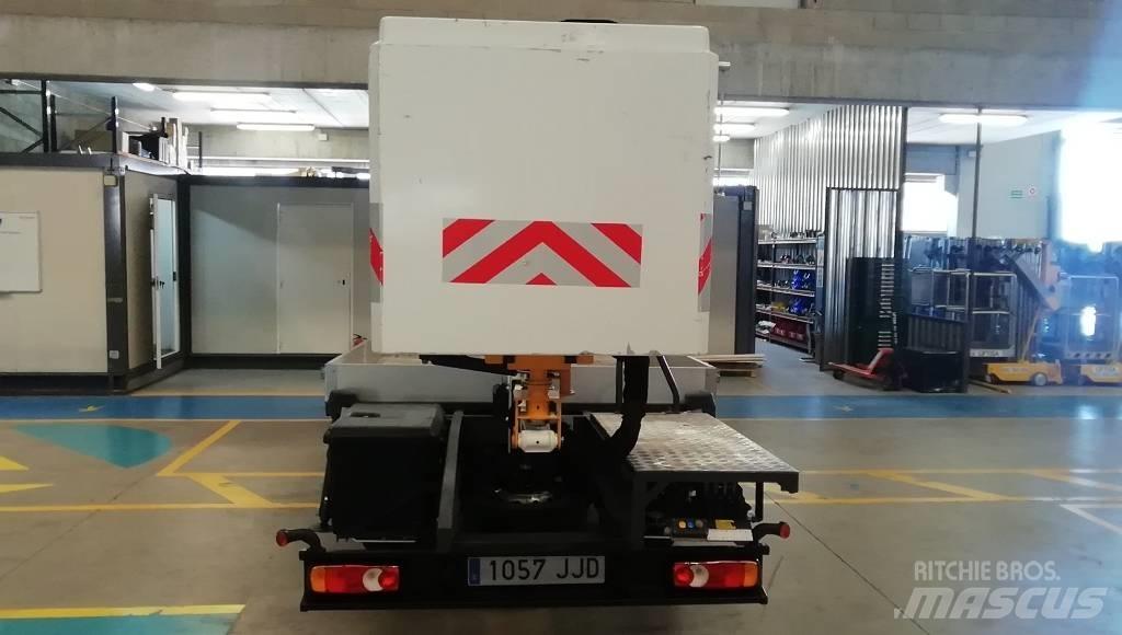 Nissan CABSTAR NT400 Auto korpe