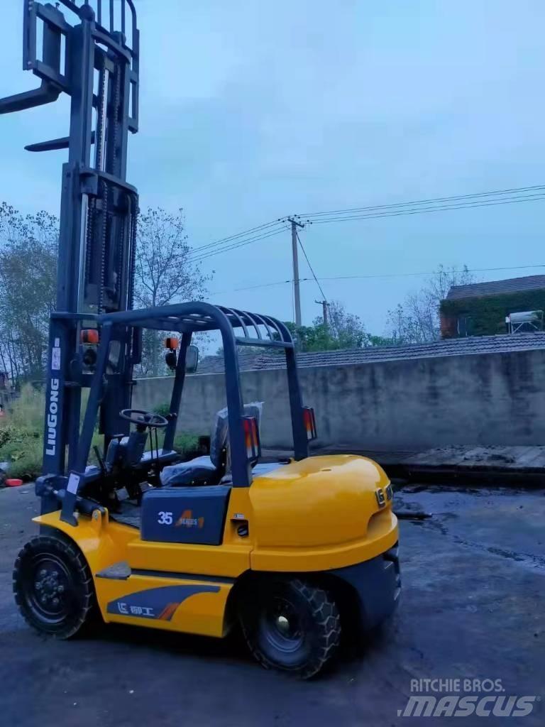 LiuGong CPC 35 Dizelski viljuškari