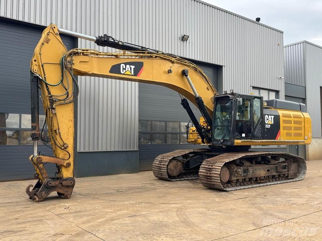 CAT 352F Bageri guseničari