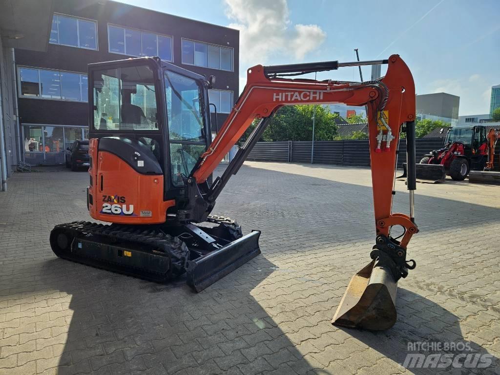 Hitachi ZX26U-6 Mini bageri < 7t