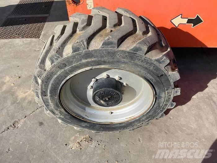 JLG 660 SJ Teleskopske podizne platforme