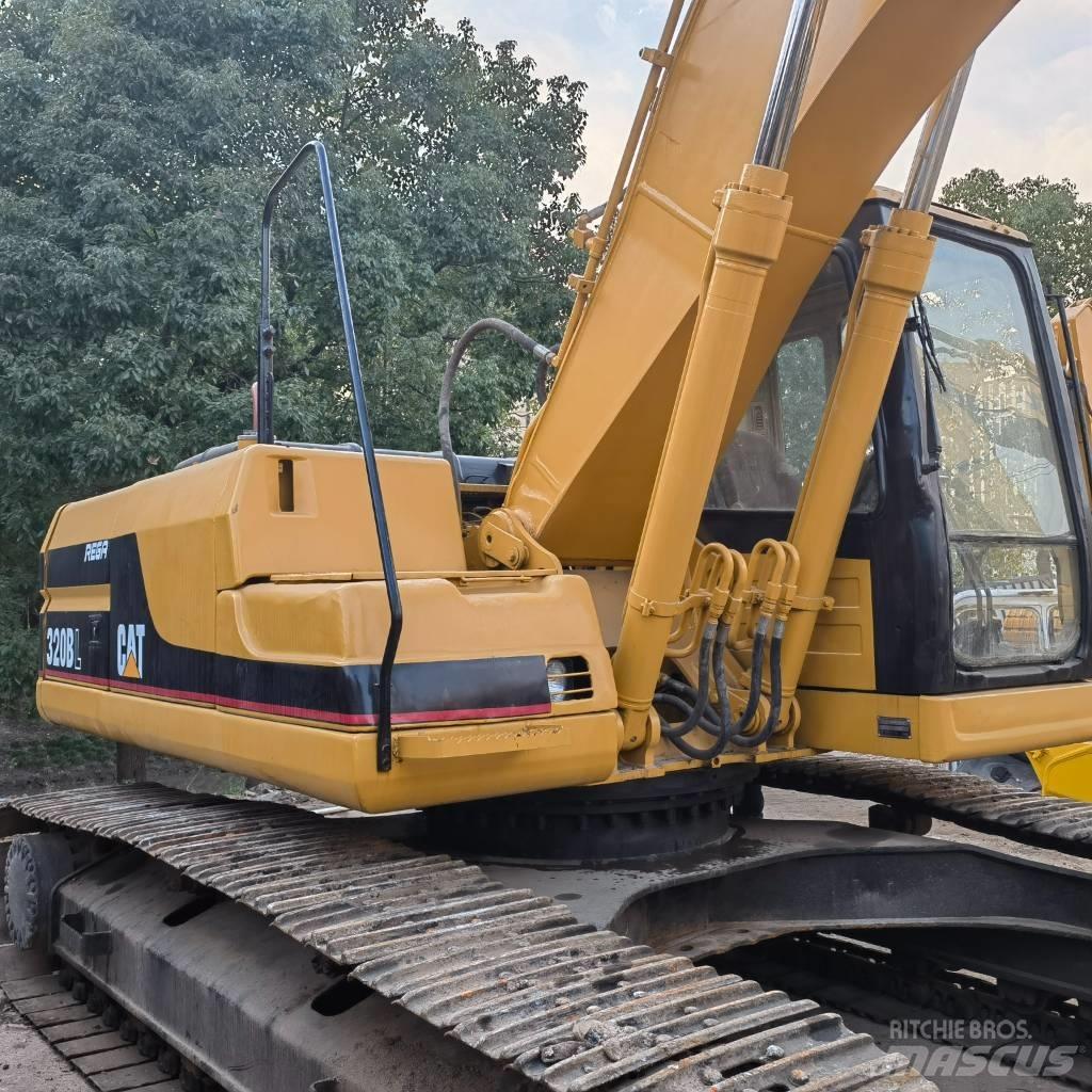 CAT 320 B LC Bageri guseničari