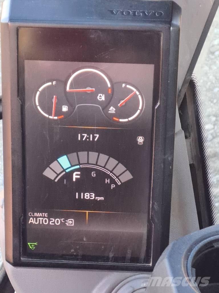 Volvo ECR235EL Bageri guseničari