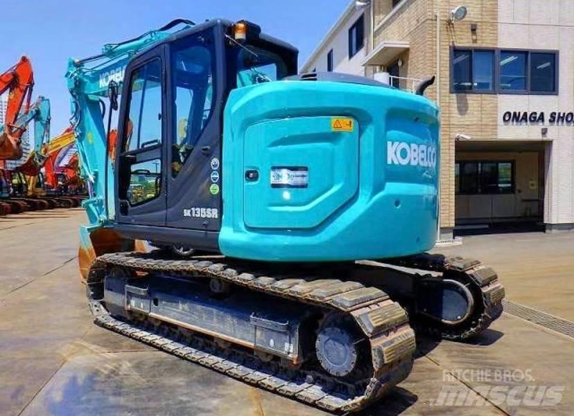 Kobelco SK 135 Midi bageri 7t – 12t
