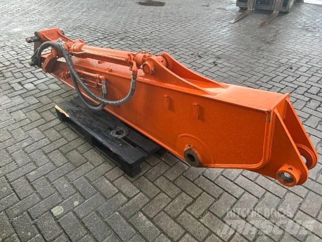 Hitachi ZX 135 Bageri guseničari