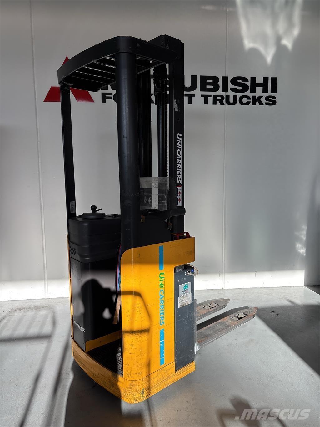 Atlet A160 Samopogonski ručni viljuškari