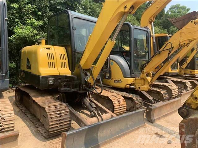 Hyundai R80-7 Bageri guseničari