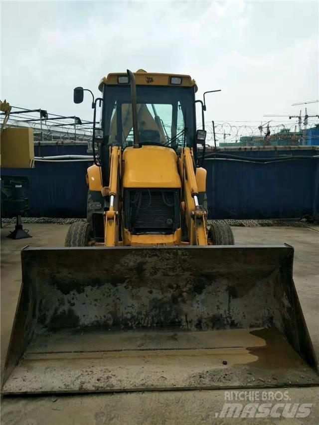 Hyundai R80-7 Bageri guseničari