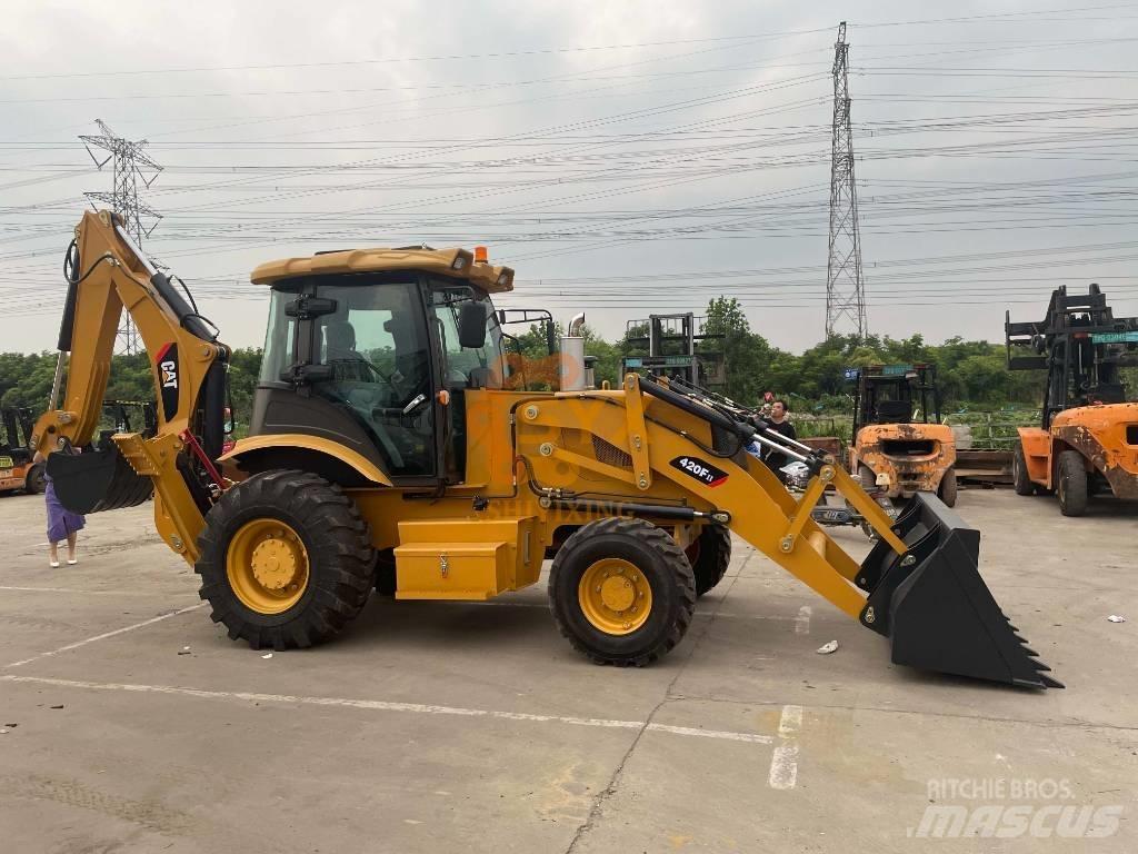 CAT 420 F Rovokopači