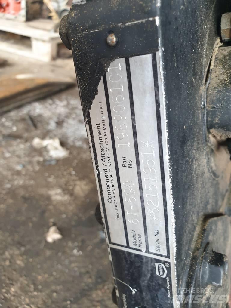 CASE 980 Bageri guseničari