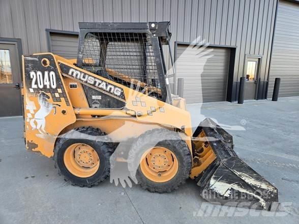 Mustang 2040 Skid steer mini utovarivači